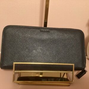 Prada Preloved Textured Navy Blue Zip Wallet